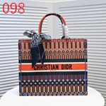 偽物ディオールバッグ